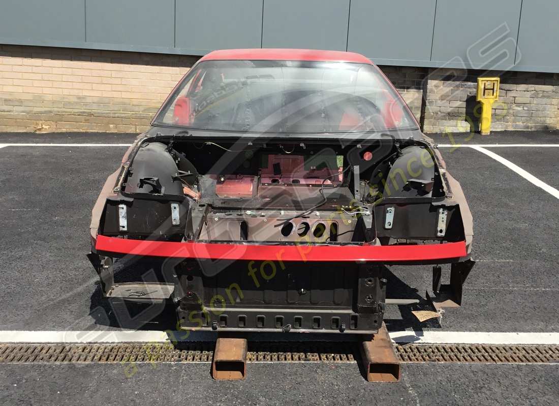 gebrauchtes ferrari vorderes fahrgestell. teilenummer 65742300 (2)