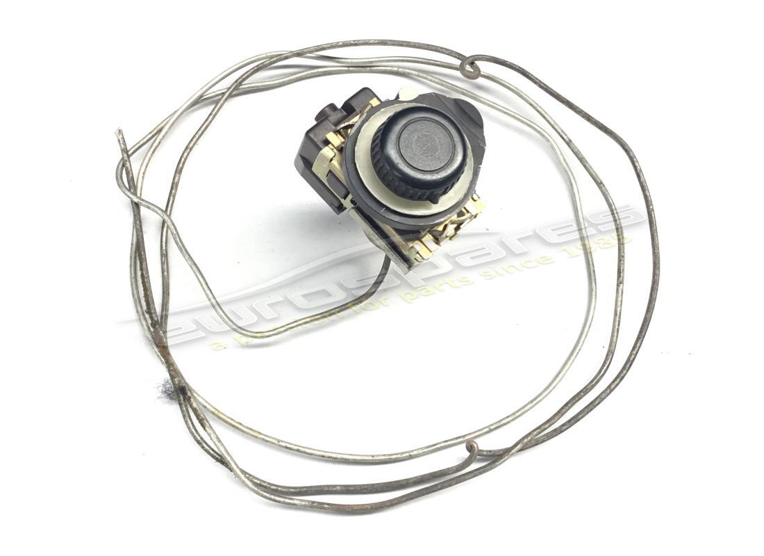 VERWENDETER Ferrari THERMOSTATSCHALTER. TEILENUMMER 61931100 (1)
