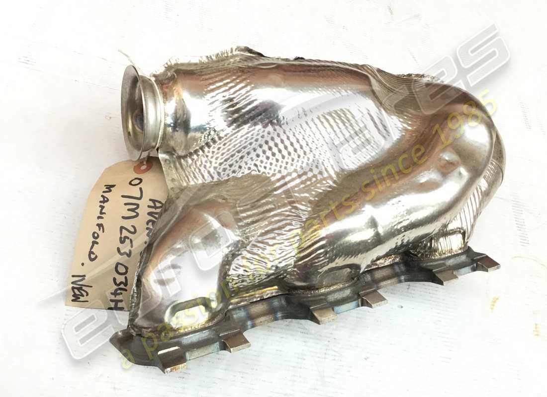 neuer lamborghini auspuffkrümmer. teilenummer 07m253034h (2)