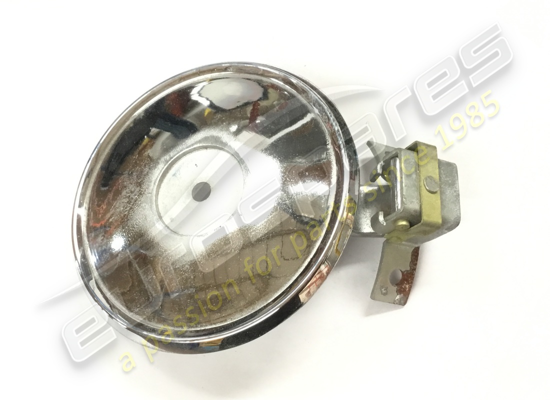 neuer ferrari kraftstoffeinfüllrand. teilenummer 2462050202 (1)