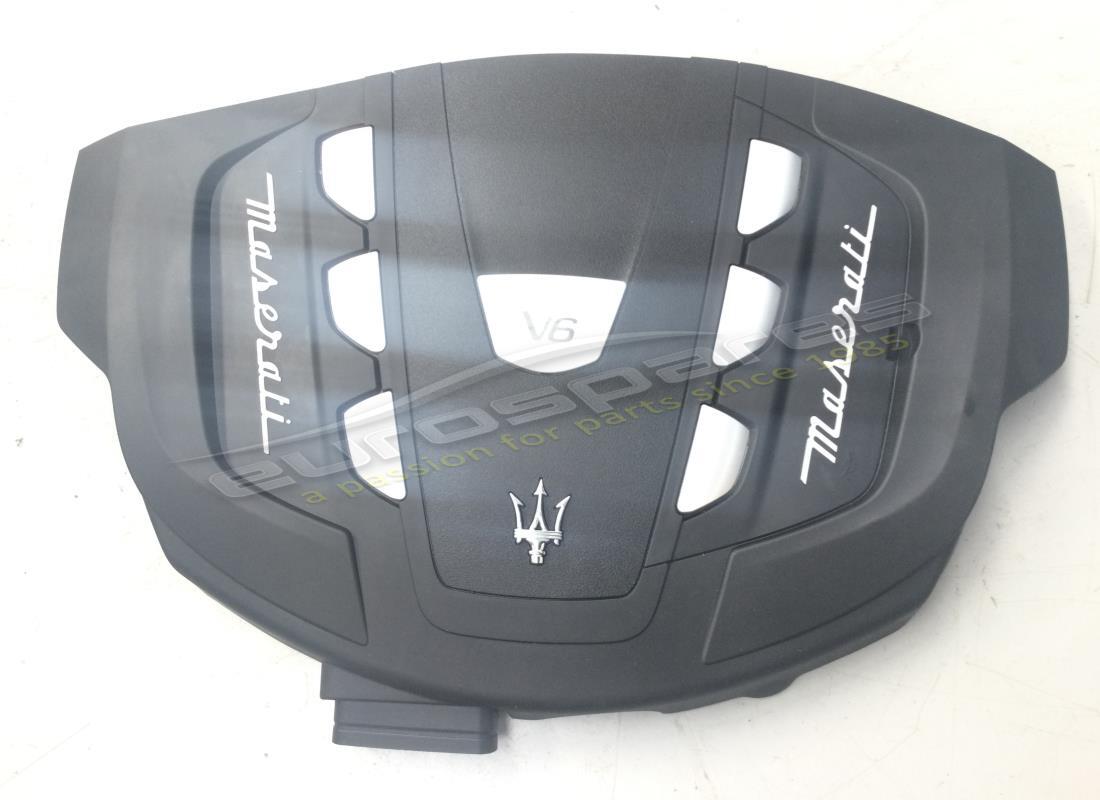GEBRAUCHTE Maserati MOTORABDECKUNG AUF ANSAUGKRÜMMER . TEILENUMMER 670005143 (1)
