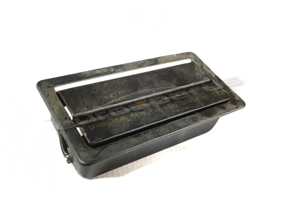 gebrauchter ferrari aschenbecher. teilenummer 62322600 (1)
