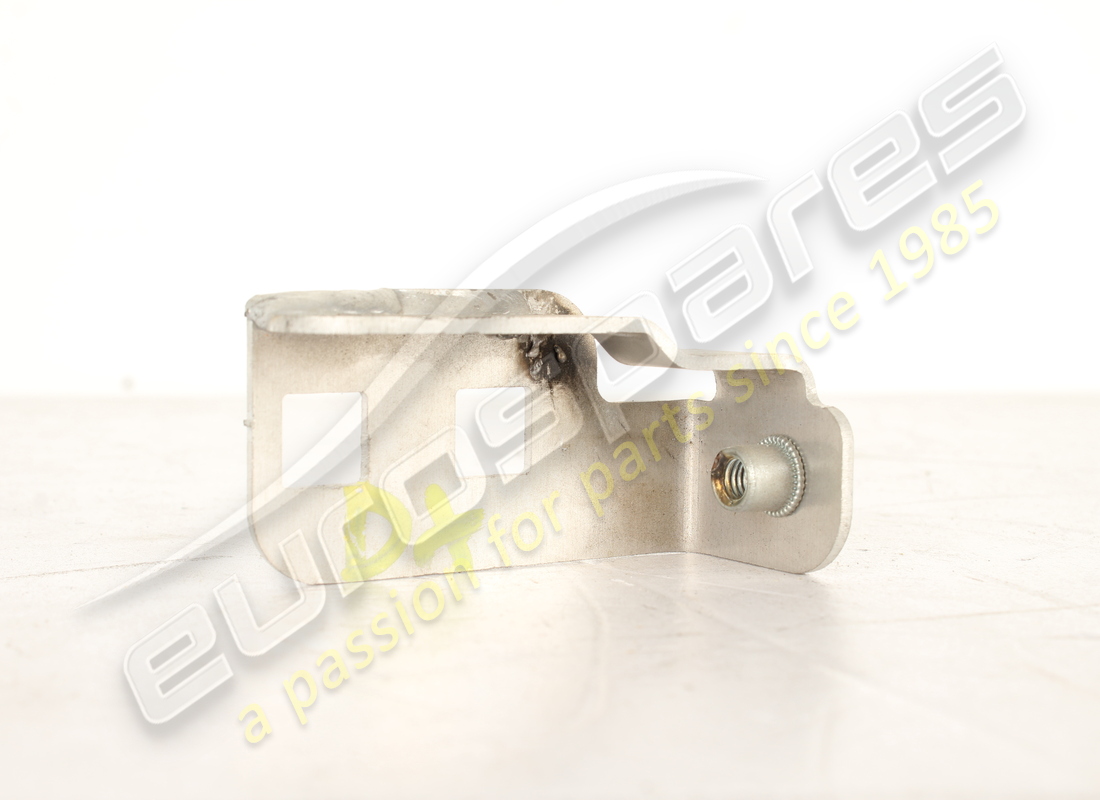 neu ferrari innenseitenbefestigungshalterung. teilenummer 84949700 (2)
