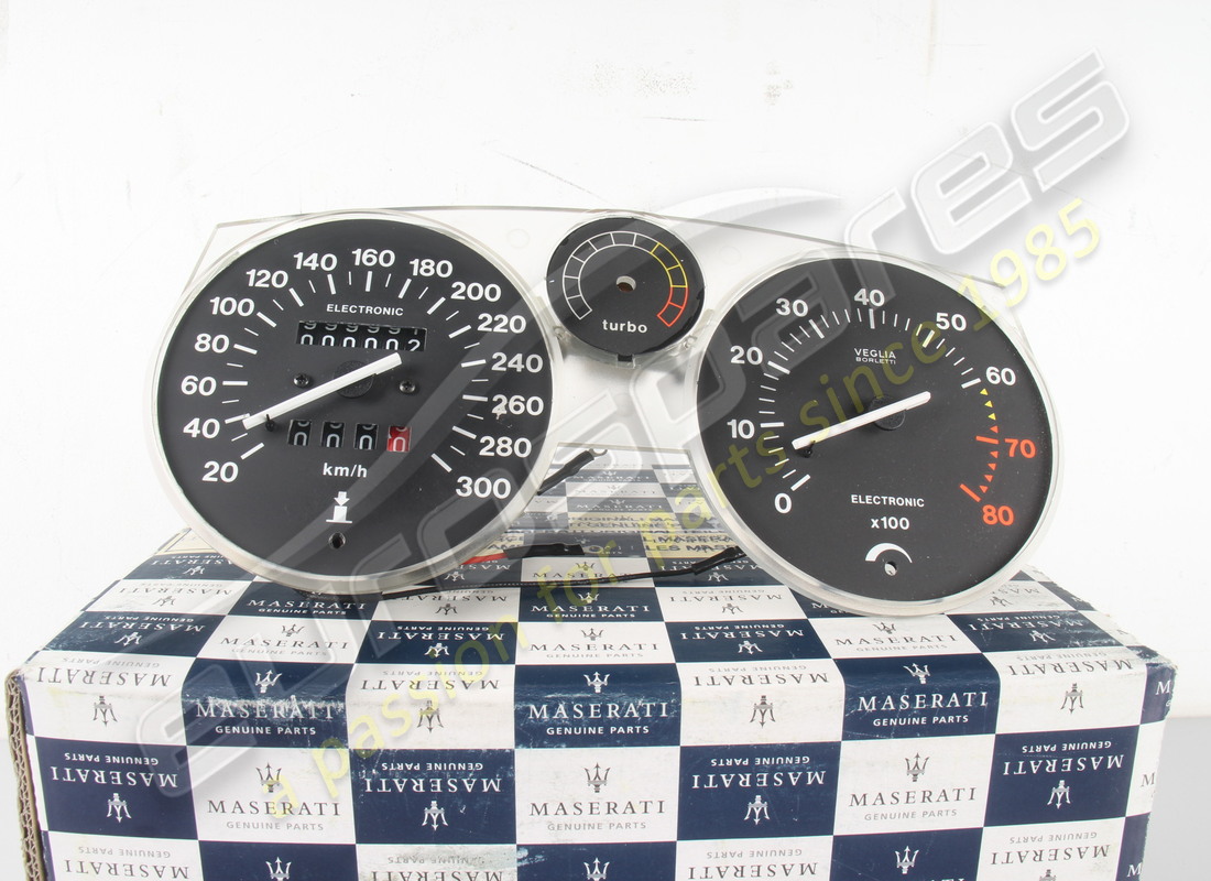 neues (sonstige) maserati instrumententafel. teilenummer 313652201 (4)