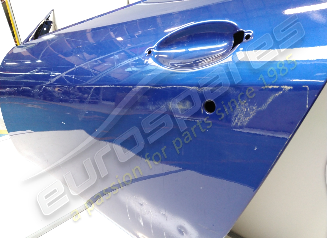 verwendet maserati komplette linke tür. teilenummer 81797800 (2)