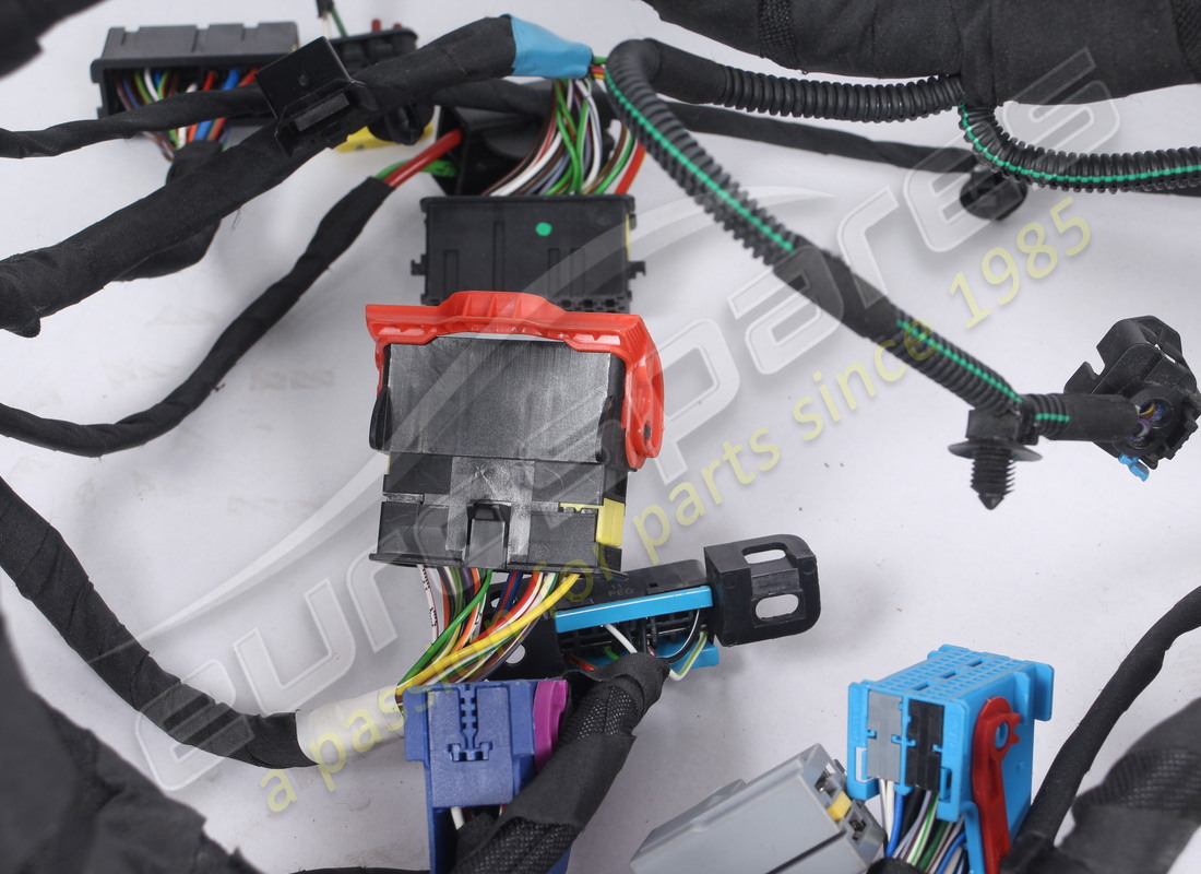 NEUES FERRARI VORDERKABEL. TEILENUMMER 288057 (3) neues ferrari vorderkabel. teilenummer 288057 (3)