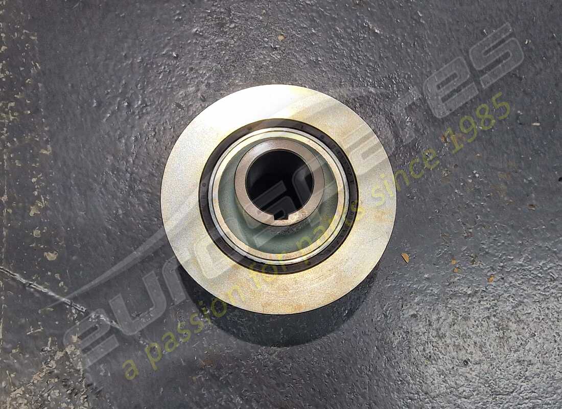 neuer ferrari torsionsdämpfer. teilenummer 168565 (1)