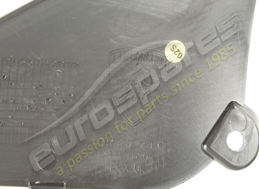 NEU LAMBORGHINI LUFTKANALELEMENT VORDERER KANALABDECKFLANSCH. TEILENUMMER 4T0807161C (3) neu lamborghini luftkanalelement vorderer kanalabdeckflansch. teilenummer 4t0807161c (3)