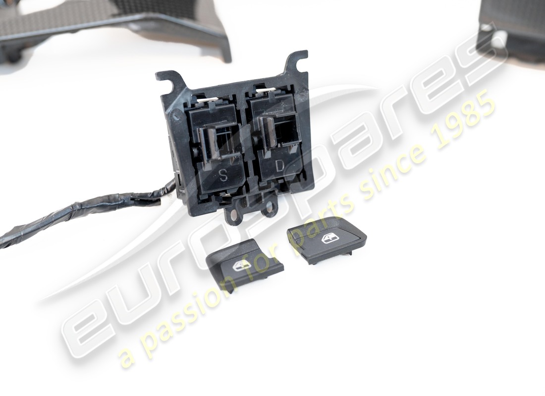 NEU FERRARI 458 SPIDER CARBONFASER-BRÜCKENSATZ, LAFERRARI-STIL. TEILENUMMER 70003813 (5) neu ferrari 458 spider carbonfaser-brückensatz, laferrari-stil. teilenummer 70003813 (5)