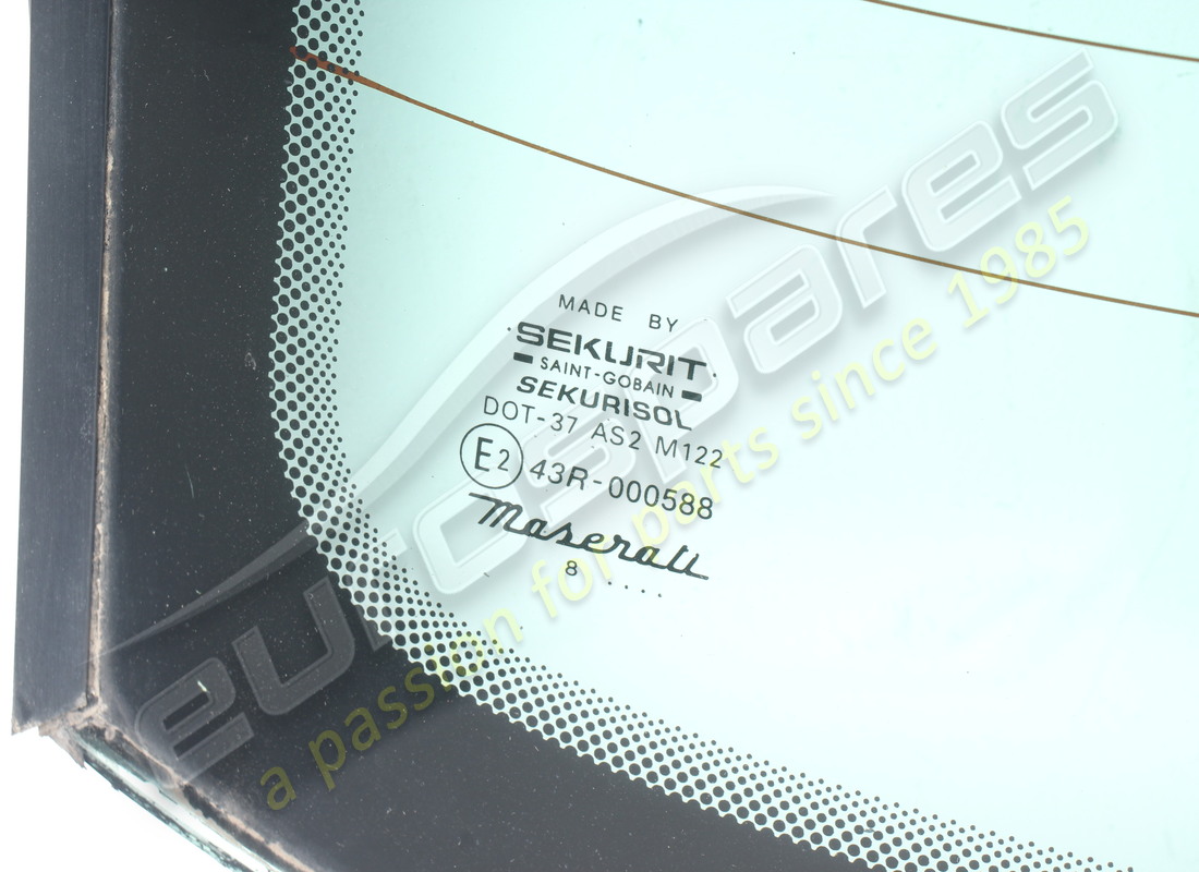 GEBRAUCHTE MASERATI HECKFENSTERGLAS. TEILENUMMER 377780077 (2) gebrauchte maserati heckfensterglas. teilenummer 377780077 (2)