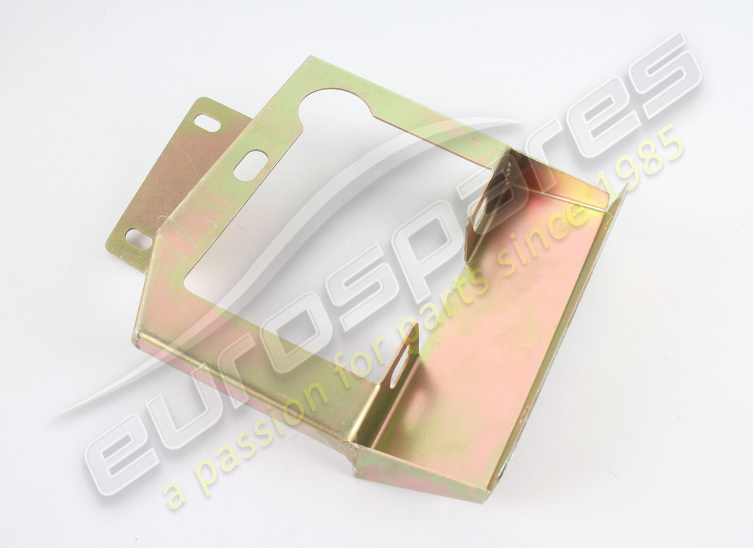 NEUE MASERATI NEBELSCHEINWERFER-BEFESTIGUNGSHALTERUNG RECHTS. TEILENUMMER 376330670 (1) neue maserati nebelscheinwerfer-befestigungshalterung rechts. teilenummer 376330670 (1)