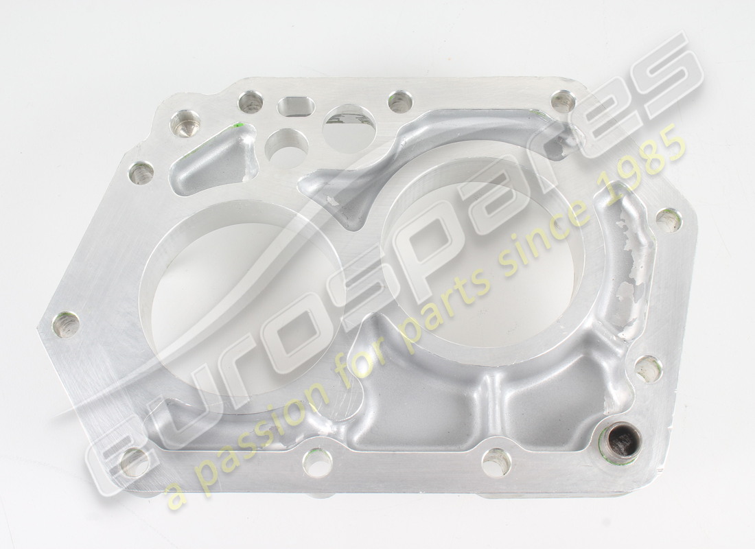 neuer ferrari zwischenkörper. teilenummer 139819 (2)