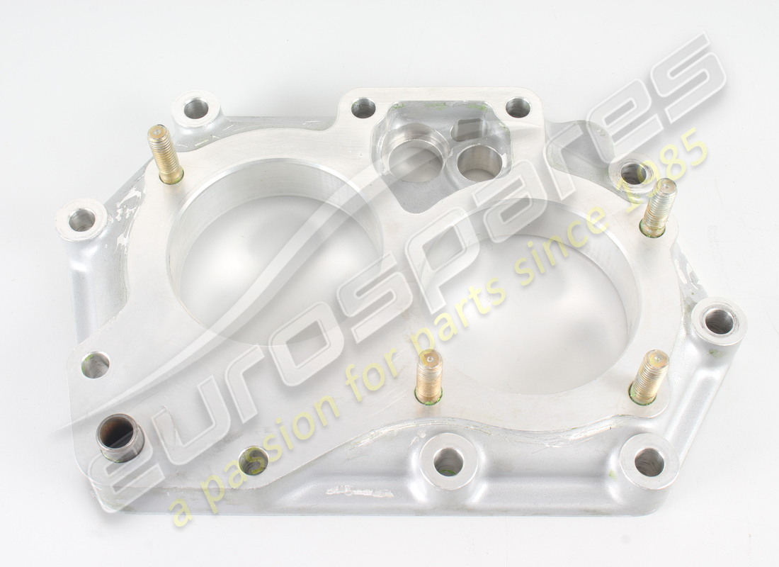neuer ferrari zwischenkörper. teilenummer 139819 (1)