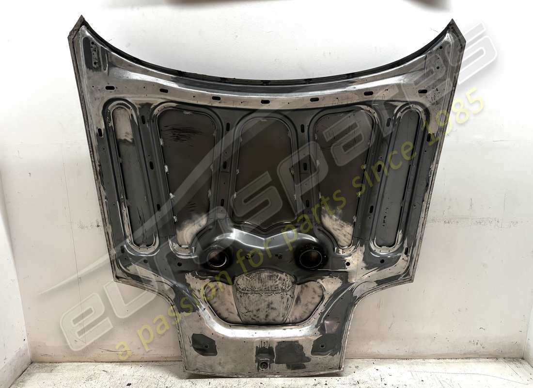 gebrauchte ferrari vorderhaubenhaube. teilenummer 66080000 (3)