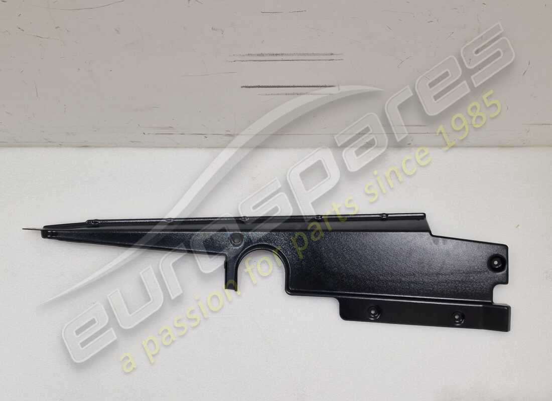 neuer lamborghini motorraum. teilenummer 07l103724 (1)
