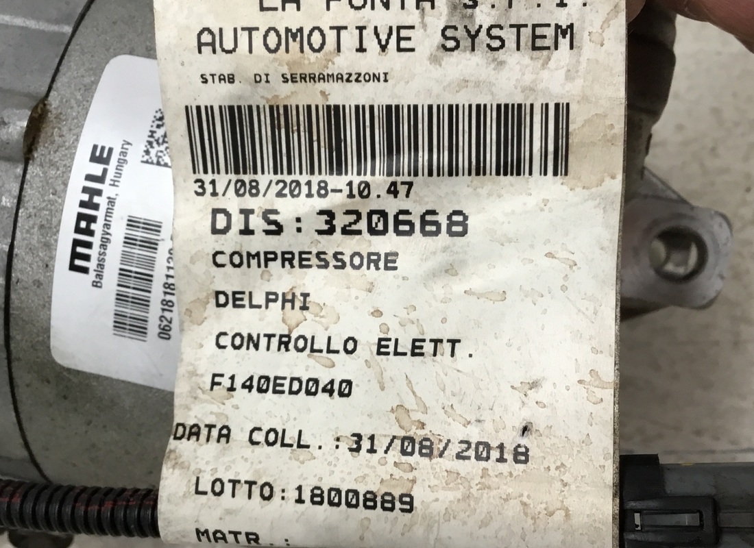 gebrauchter ferrari klimaanlagekompressor. teilenummer 938890 (5)