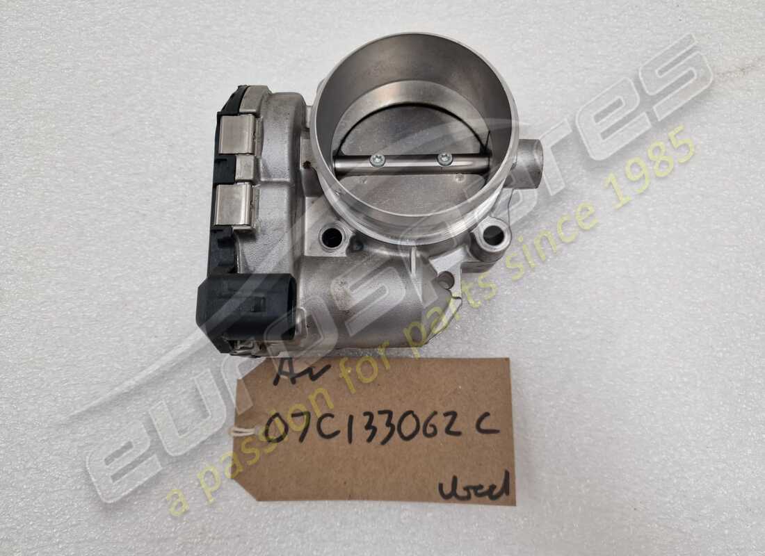 GEBRAUCHTE Lamborghini DROSSELVENTIL. TEILENUMMER 07C133062C (1)