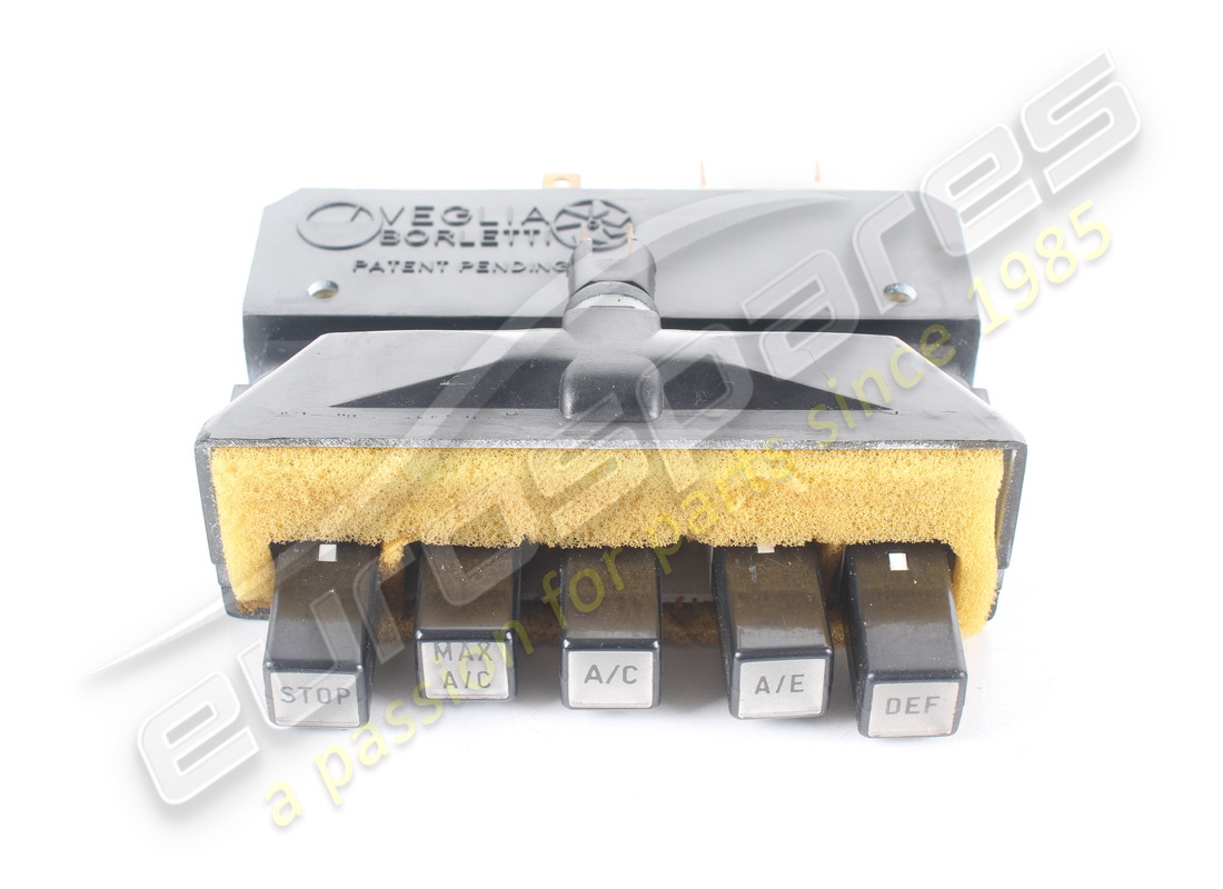 NEUE FERRARI KLIMAANLAGEN-SCHALTERPLATTE. TEILENUMMER 60928100 (2) neue ferrari klimaanlagen-schalterplatte. teilenummer 60928100 (2)