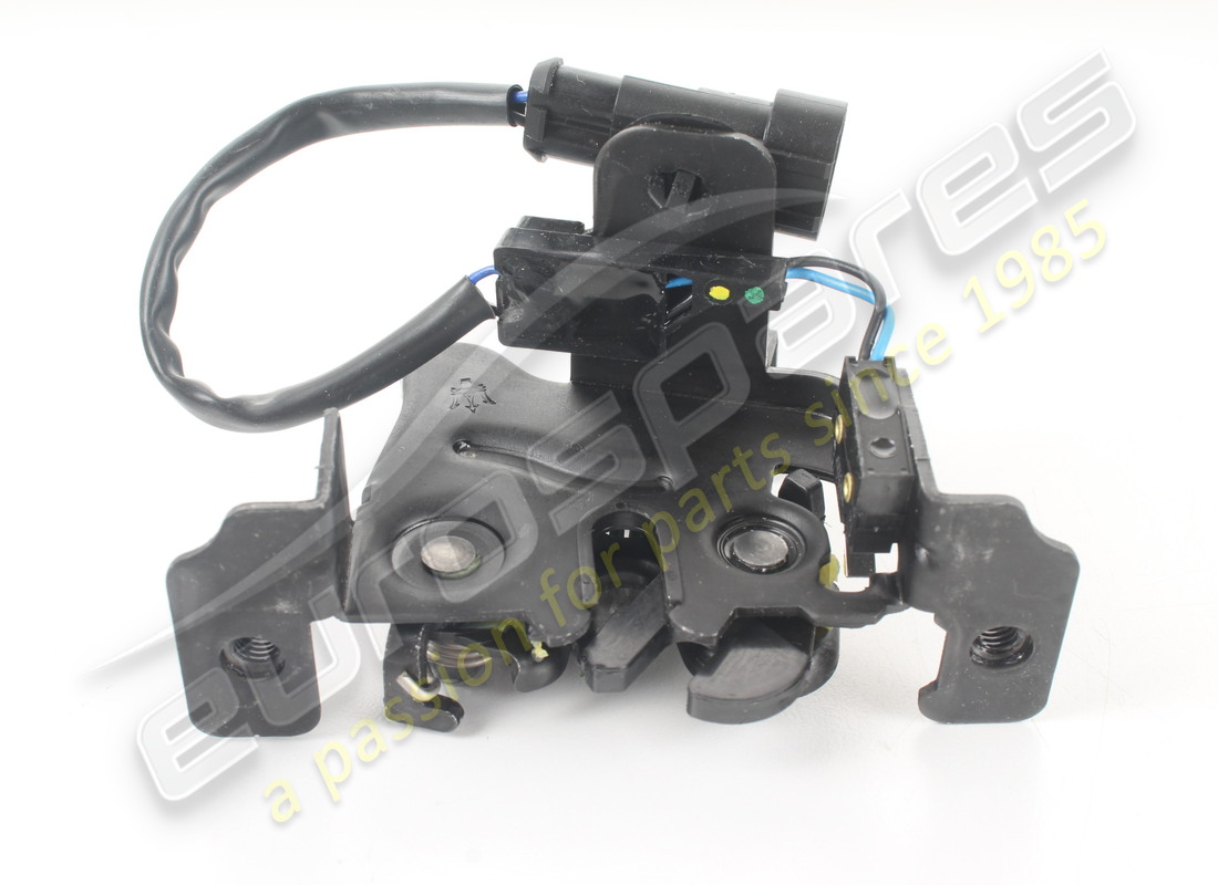 neu maserati motorhaubenschloss. teilenummer 670152938 (1)