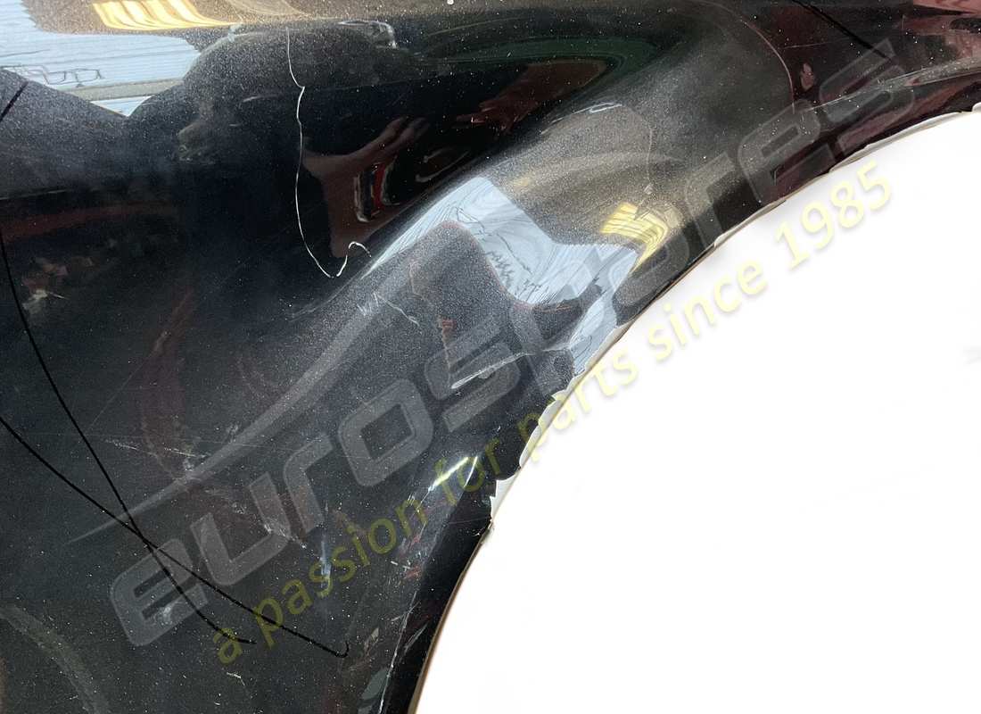 gebrauchter ferrari kompletter rechter vorderer kotflügel. teilenummer 67618611 (2)