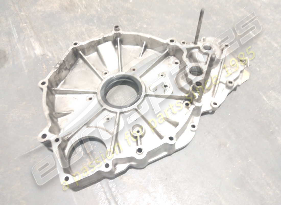 gebrauchtes ferrari schwungradgehäuse komplett. teilenummer 109117 (2)