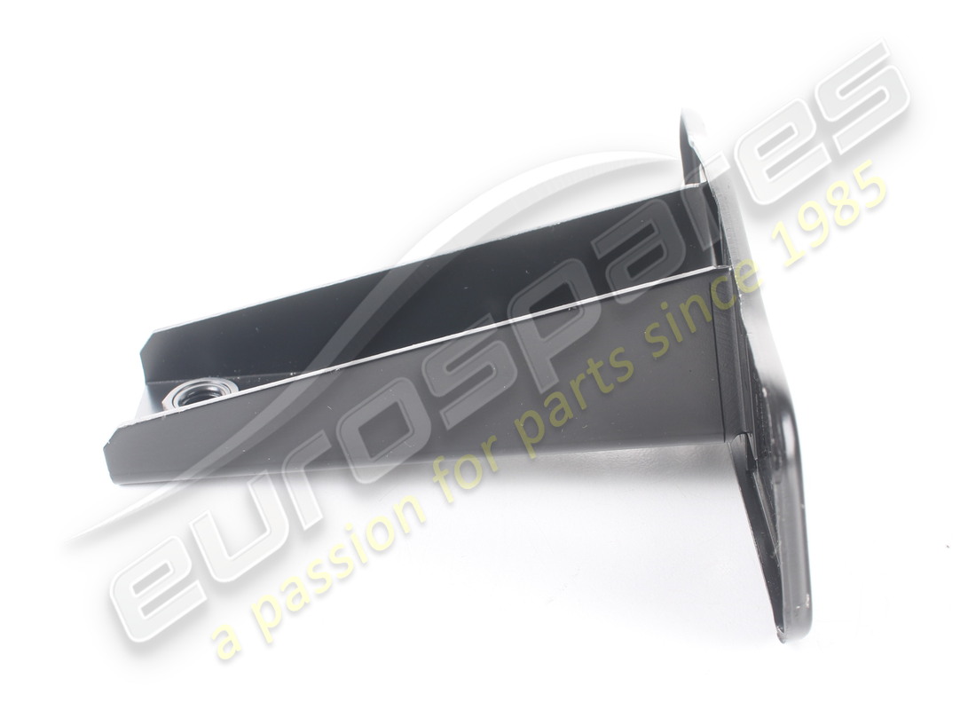 NEUER MASERATI HINTERER STOßSTANGE MITTE. BEFESTIGUNGSSTREBE. TEILENUMMER 376380224 (3) neuer maserati hinterer stoßstange mitte. befestigungsstrebe. teilenummer 376380224 (3)