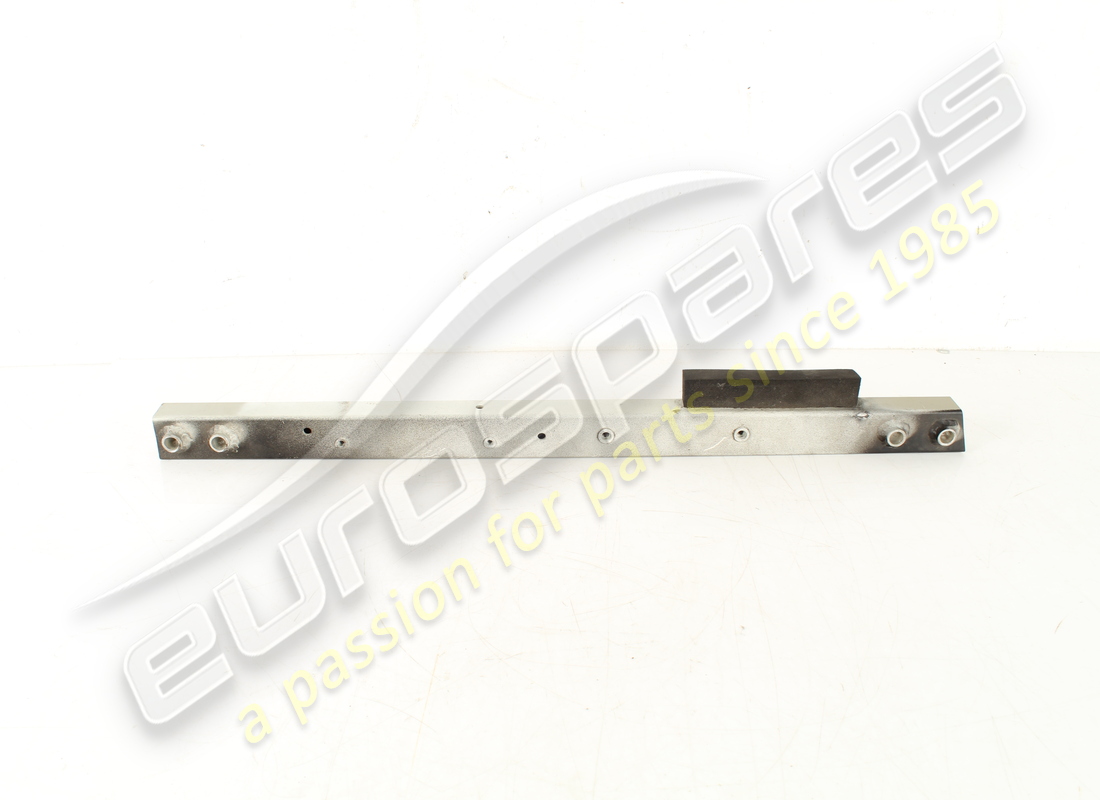 GEBRAUCHTES FERRARI RH INNENKASTENTEIL. TEILENUMMER 250076 (1) gebrauchtes ferrari rh innenkastenteil. teilenummer 250076 (1)