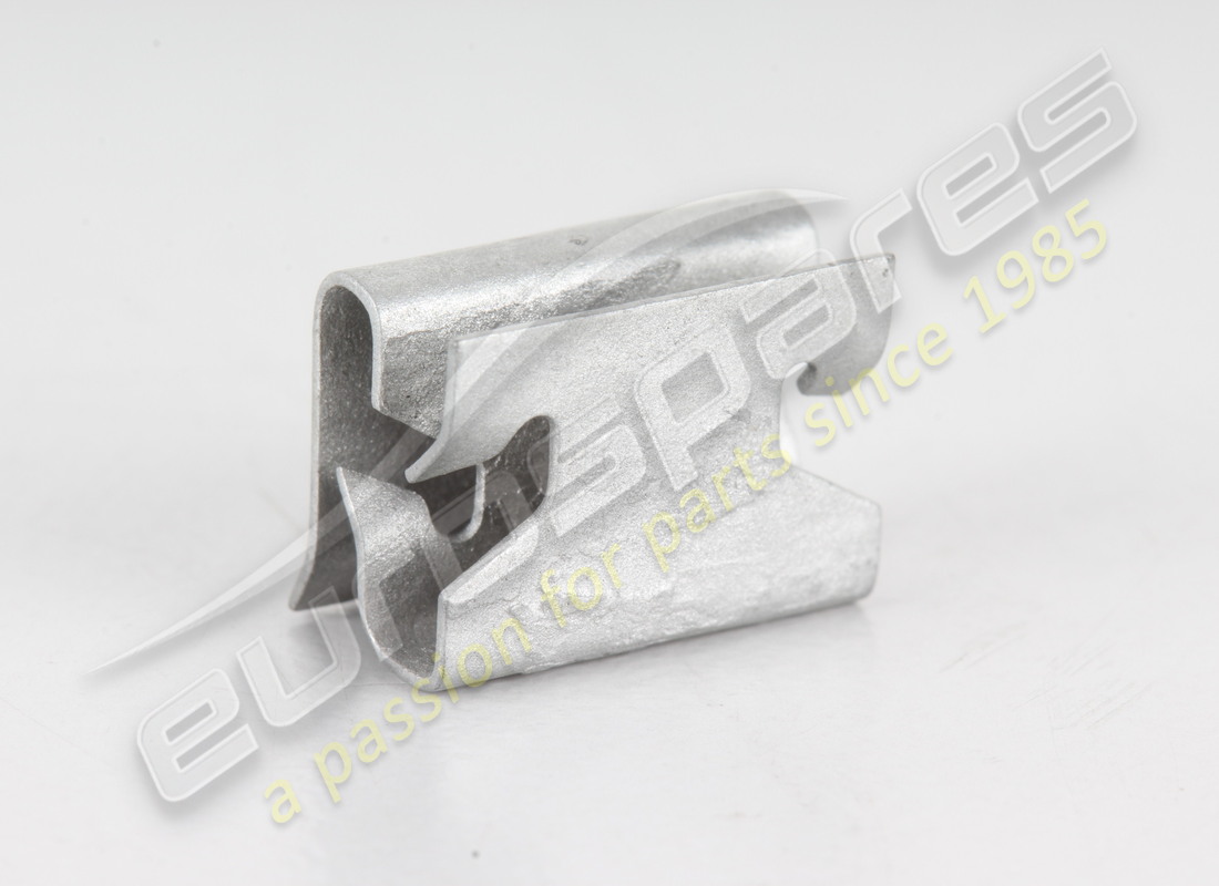 neuer ferrari clip. teilenummer 66687700 (2)