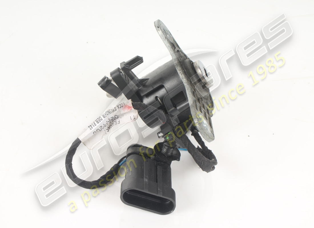 GEBRAUCHT FERRARI KOMPLETTE VERRIEGELUNGSMONTAGE. TEILENUMMER 82811200 (3) gebraucht ferrari komplette verriegelungsmontage. teilenummer 82811200 (3)