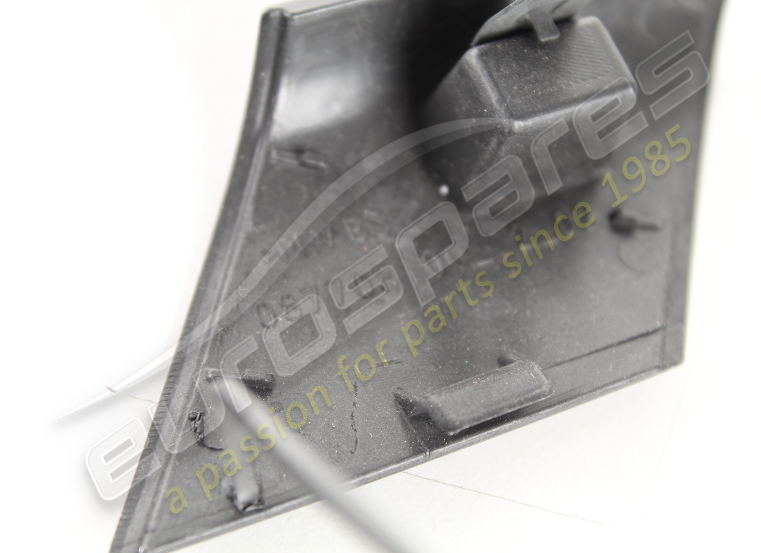 NEU FERRARI LINKER ABSCHLEPPÖSEN-BEFESTIGUNGSPUNKT CO. TEILENUMMER 87708100 (3) neu ferrari linker abschleppösen-befestigungspunkt co. teilenummer 87708100 (3)