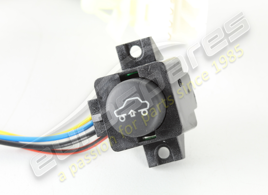 NEW FERRARI VEHICLE LIFT CONTROL. PART NUMBER 246568 (3) new ferrari vehicle lift control. part number 246568 (3)