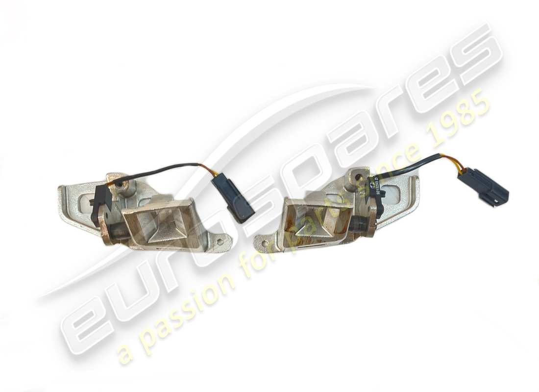 GEBRAUCHT Ferrari KIT LH & RH FRONTVERRIEGELUNG. TEILENUMMER 70001633 (1)