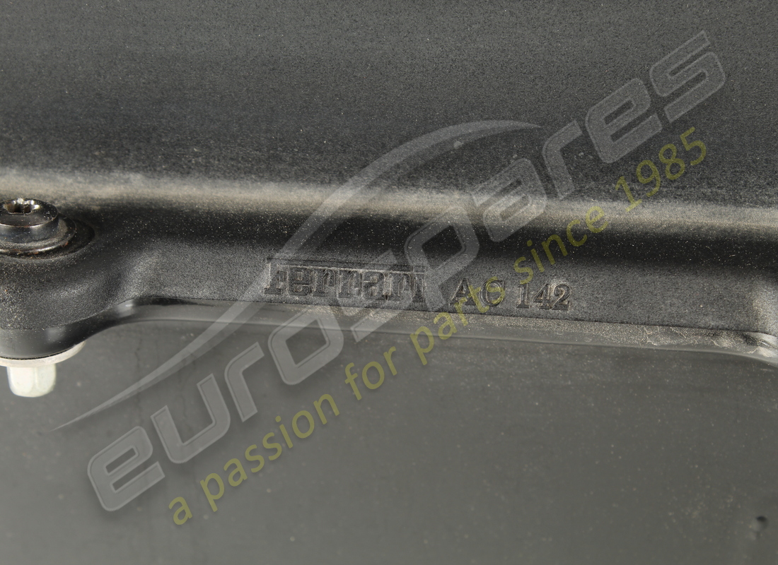 GEBRAUCHTER FERRARI LUFTFILTERKASTEN KOMPLETT. TEILENUMMER 284707A (2) gebrauchter ferrari luftfilterkasten komplett. teilenummer 284707a (2)