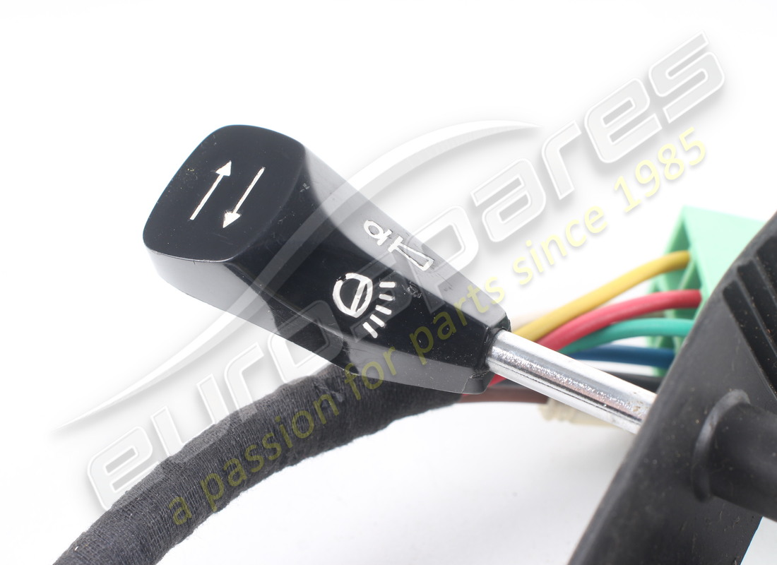 NEUER MASERATI BLINKER/LICHTSTIEL. TEILENUMMER 122BL79651 (2) neuer maserati blinker/lichtstiel. teilenummer 122bl79651 (2)