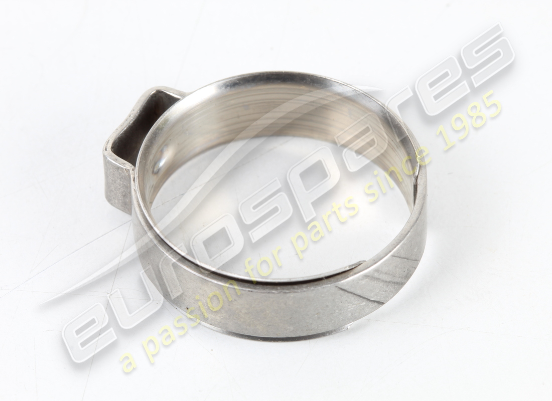 neue ferrari klemme. teilenummer 183126 (2)