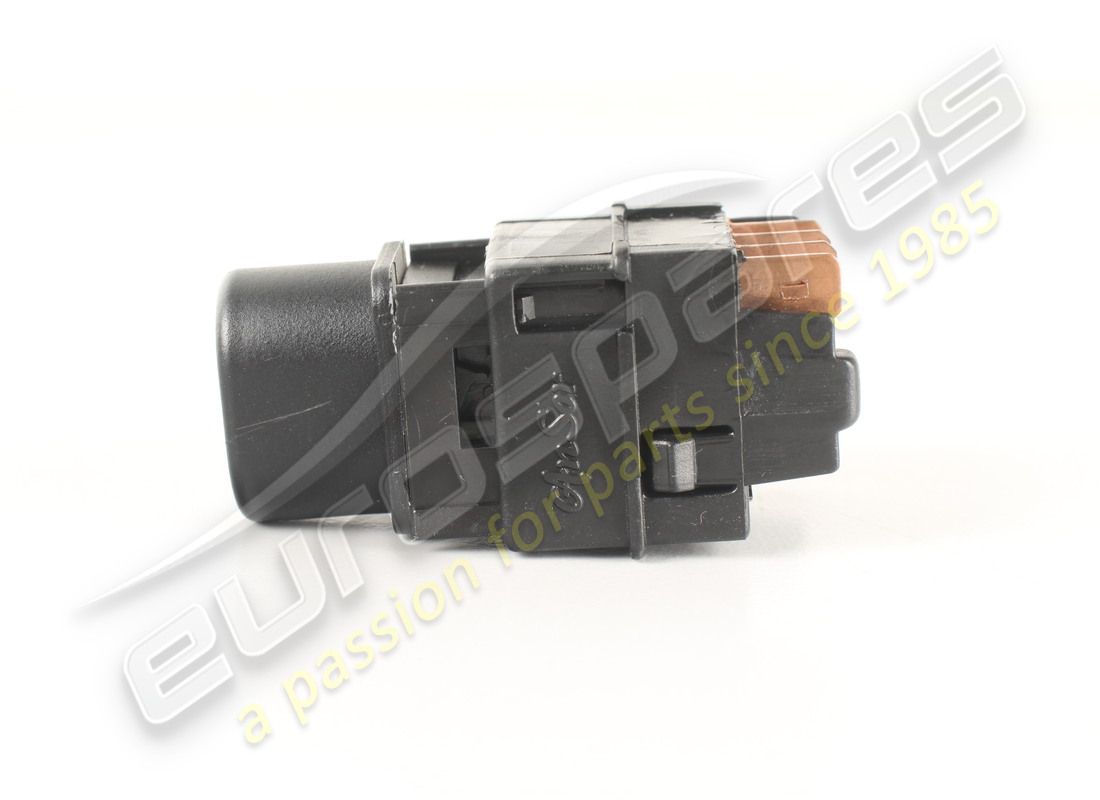 neu maserati knopf zum öffnen der tankklappe. teilenummer 373330125 (4)