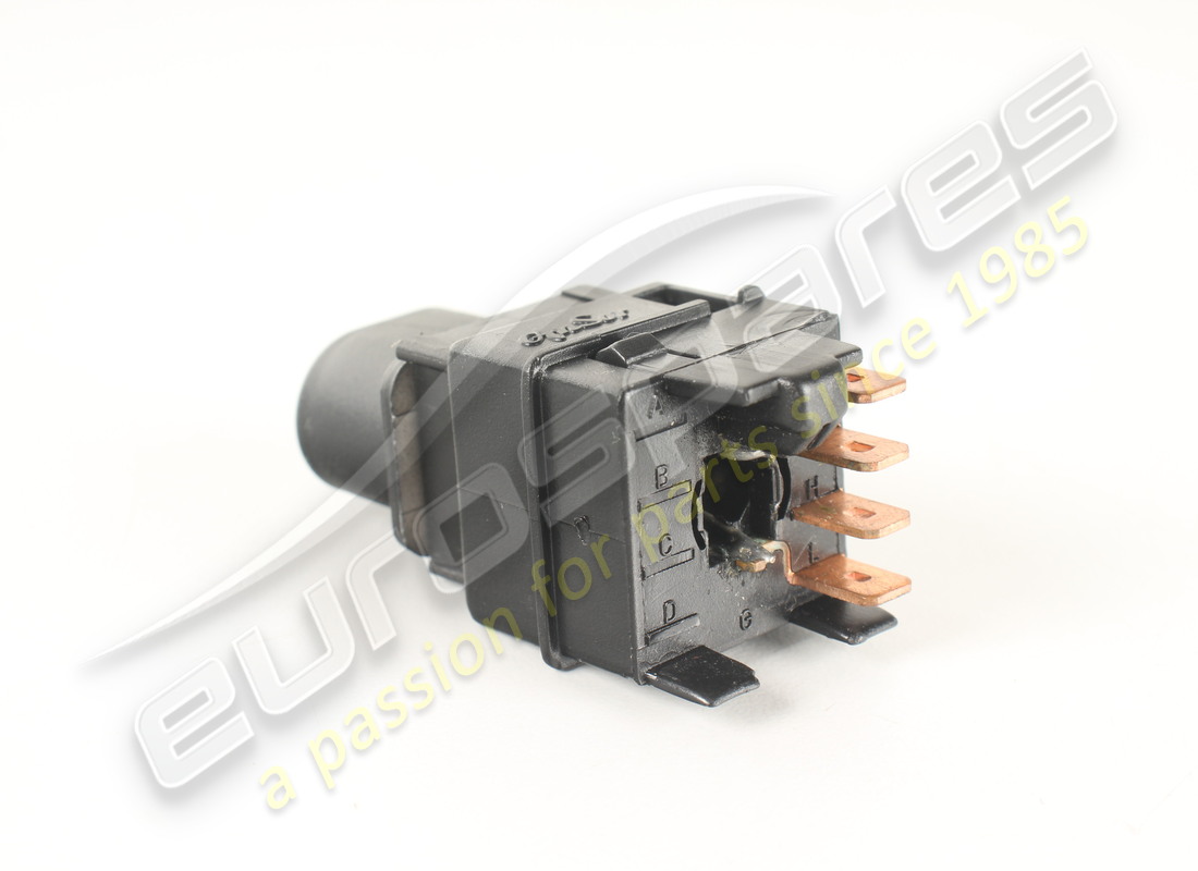 neu maserati knopf zum öffnen der tankklappe. teilenummer 373330125 (2)