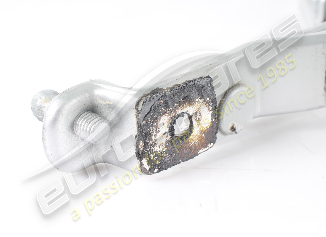 GEBRAUCHTES FERRARI LINKES DECKELSCHARNIER. TEILENUMMER 63143100 (2) gebrauchtes ferrari linkes deckelscharnier. teilenummer 63143100 (2)