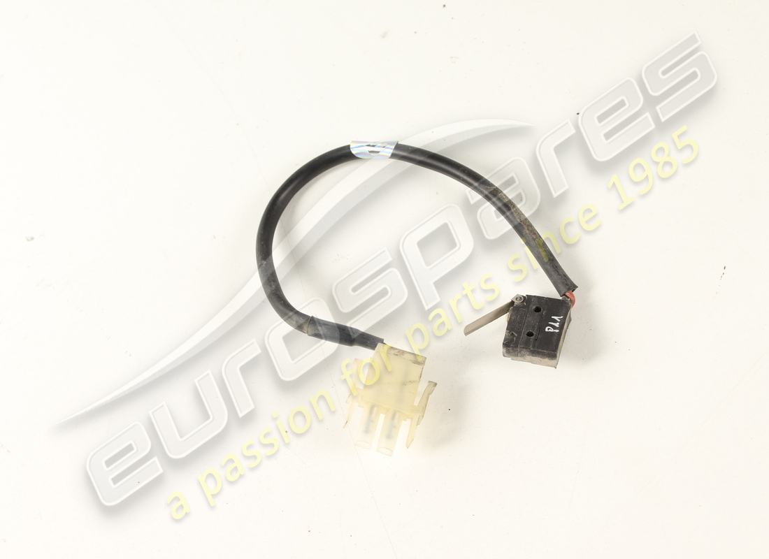 VERWENDET Ferrari MIKROSCHALTER . TEILENUMMER 63485600 (1)