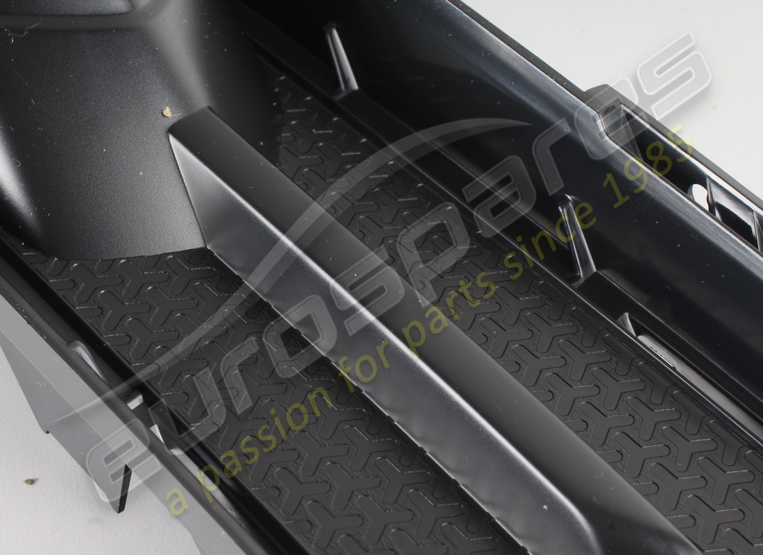 neues lamborghini-cover. teilenummer 4ml807417 (2)