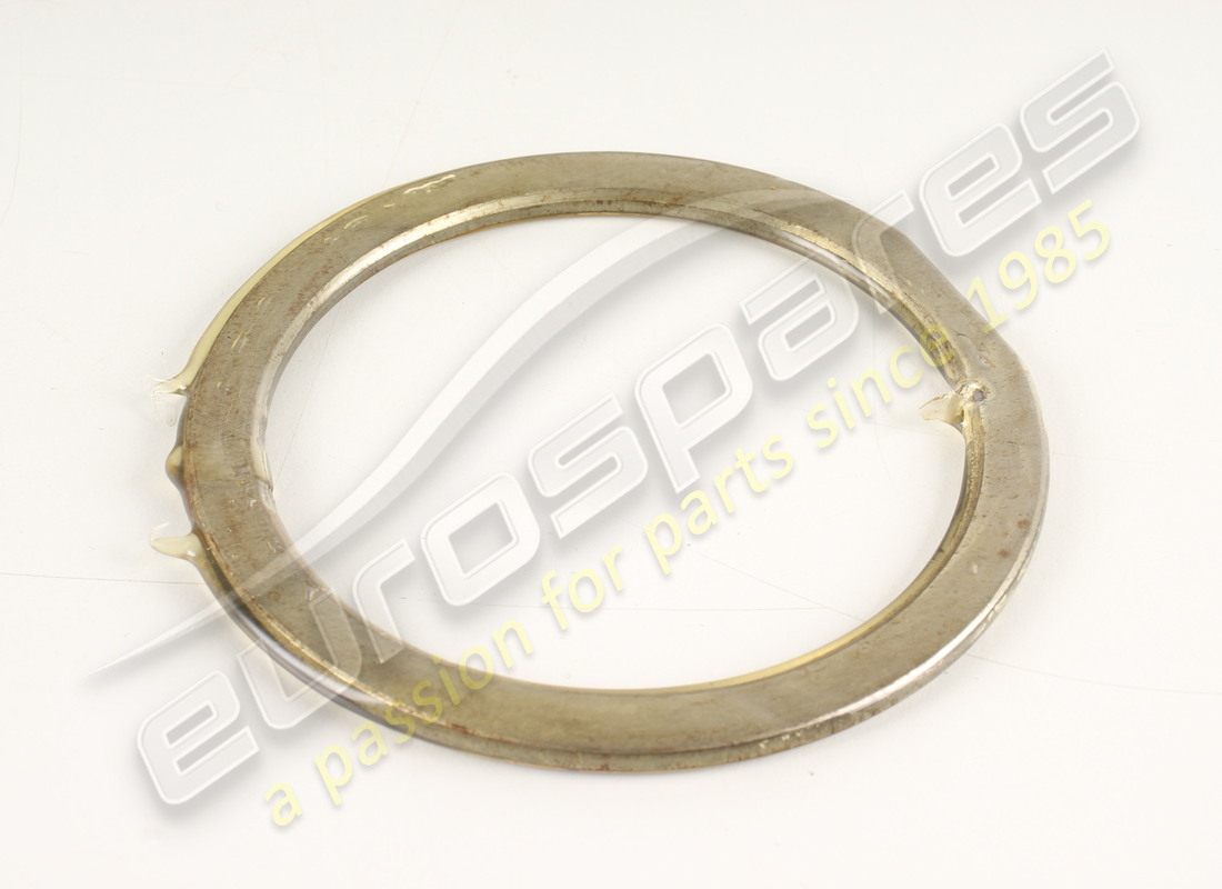 neuer ferrari abstandshalter 2.70mm. teilenummer 130981 (1)
