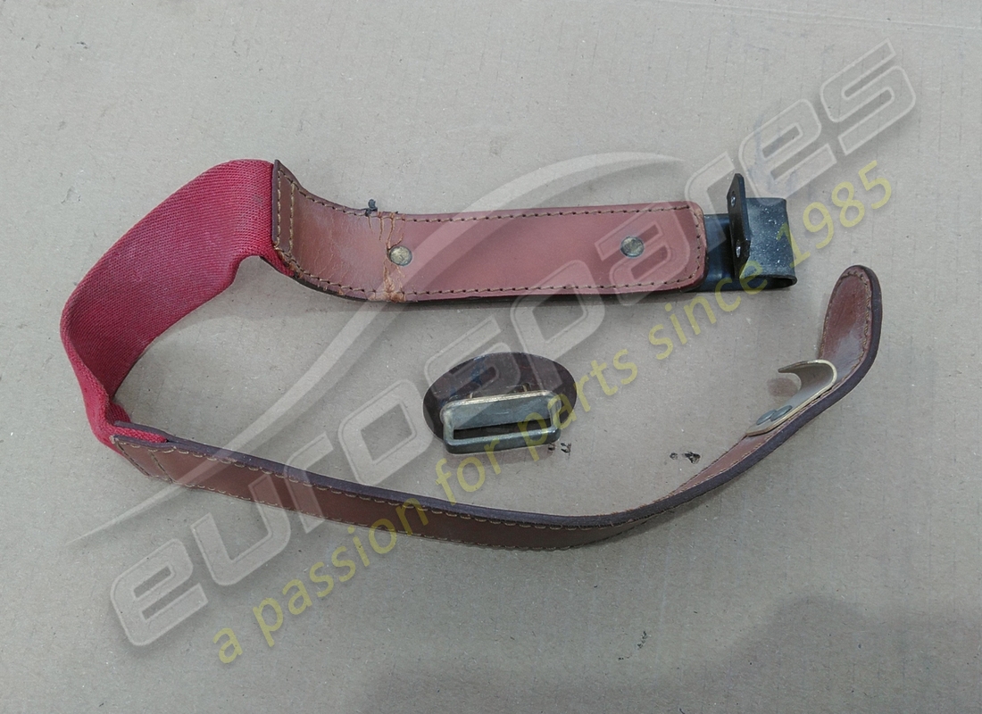 GEBRAUCHTER Ferrari HAKEN KOMPLETT MIT GUMMIBAND. TEILENUMMER 65258200 (1)