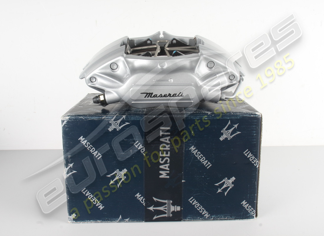 neu maserati maserati teil 387201123. teilenummer 387201123 (1)