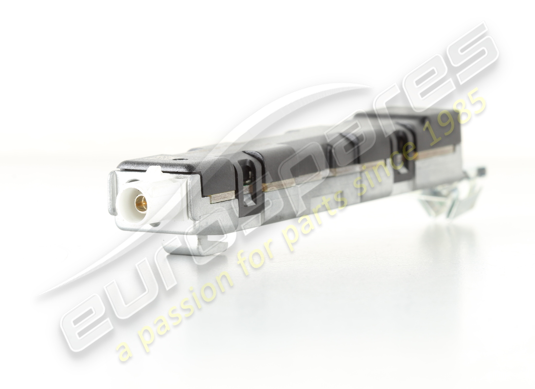 neuer lamborghini antennenverstärker. teilenummer 8r0035225j (2)