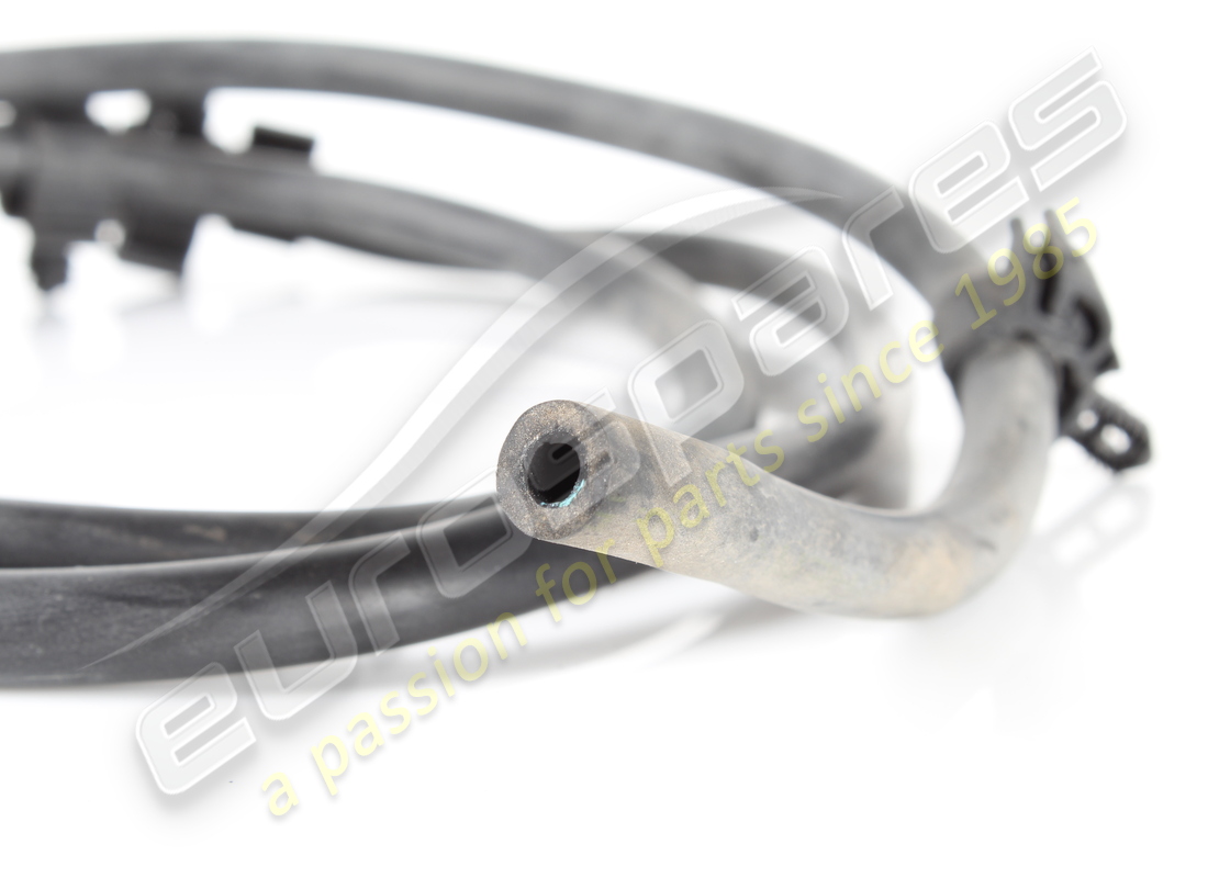 gebrauchtes ferrari gummirohr. teilenummer 308804 (2)