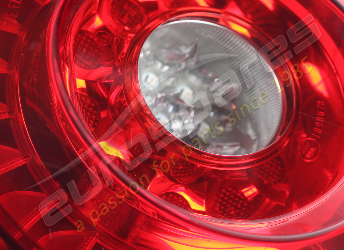 GEBRAUCHTE RECHTE RÜCKLEUCHTE FERRARI, HANDY-ERSATZTEIL. TEILENUMMER 293289 (9) gebrauchte rechte rückleuchte ferrari, handy-ersatzteil. teilenummer 293289 (9)