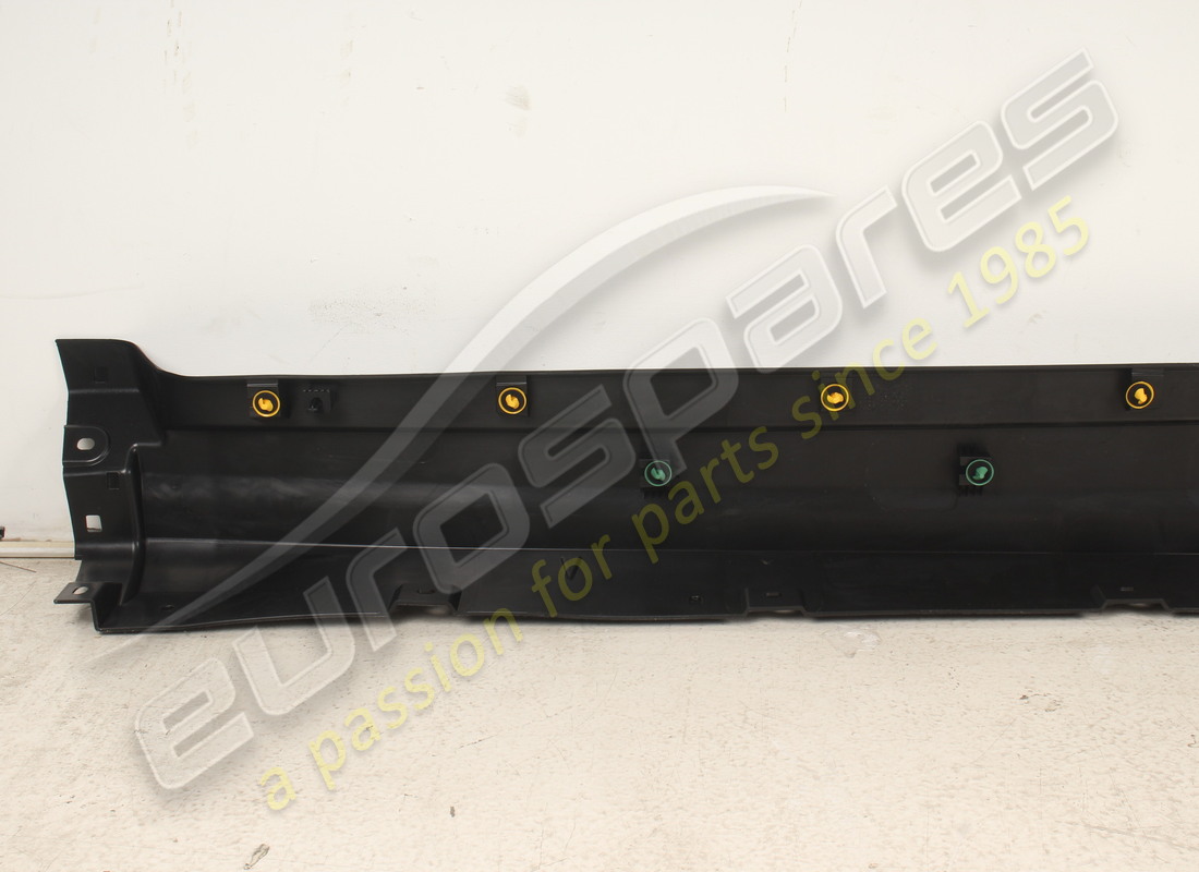 neu maserati geprägte form für die linke vordertür. teilenummer 670065825 (5)
