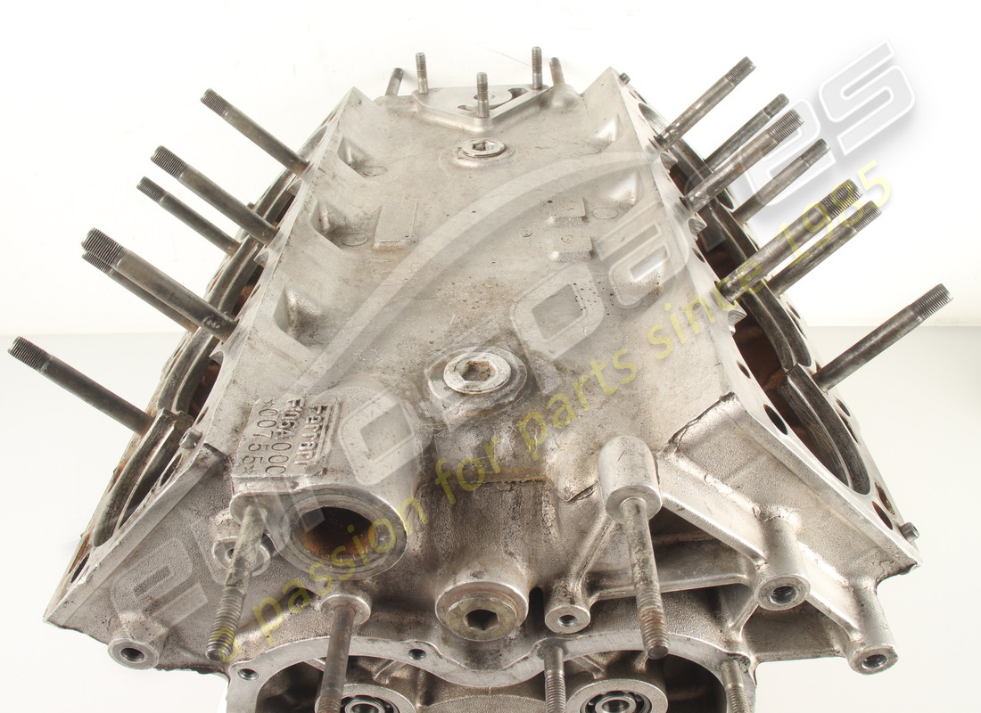 gebrauchtes ferrari 308 2v kurbelgehäuse. teilenummer 103536 (6)