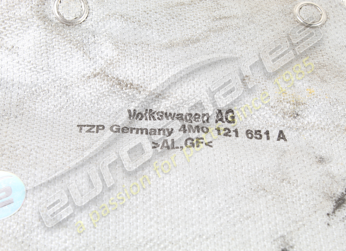 VERWENDET LAMBORGHINI HITZESCHUTZ. TEILENUMMER 4M0121651A (3) verwendet lamborghini hitzeschutz. teilenummer 4m0121651a (3)