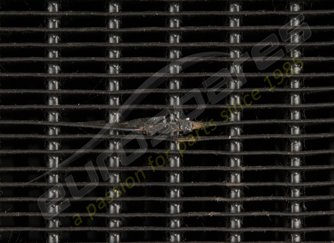 gebrauchter ferrari wasserkühler. teilenummer 107497 (16)